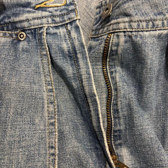 Y2K, retro Liz Claiborne light wash denim skort, size 12 - Picture 6 of 12